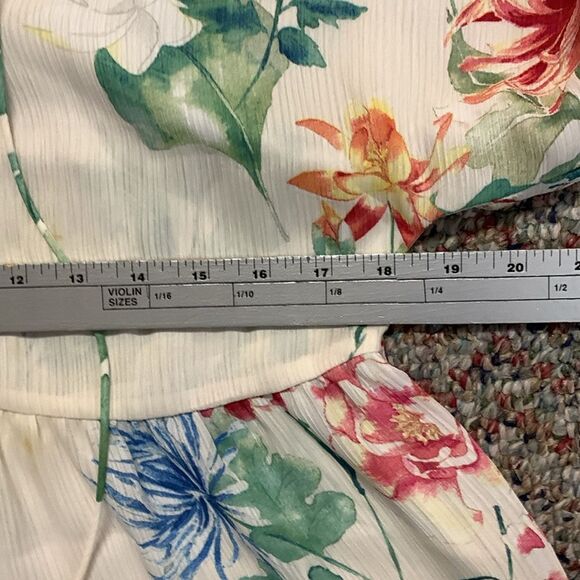 Zara Semi-Sheer Ivory Floral Lace Up Neckline Kimono Sleeve Peplum Top Size M - Picture 11 of 12